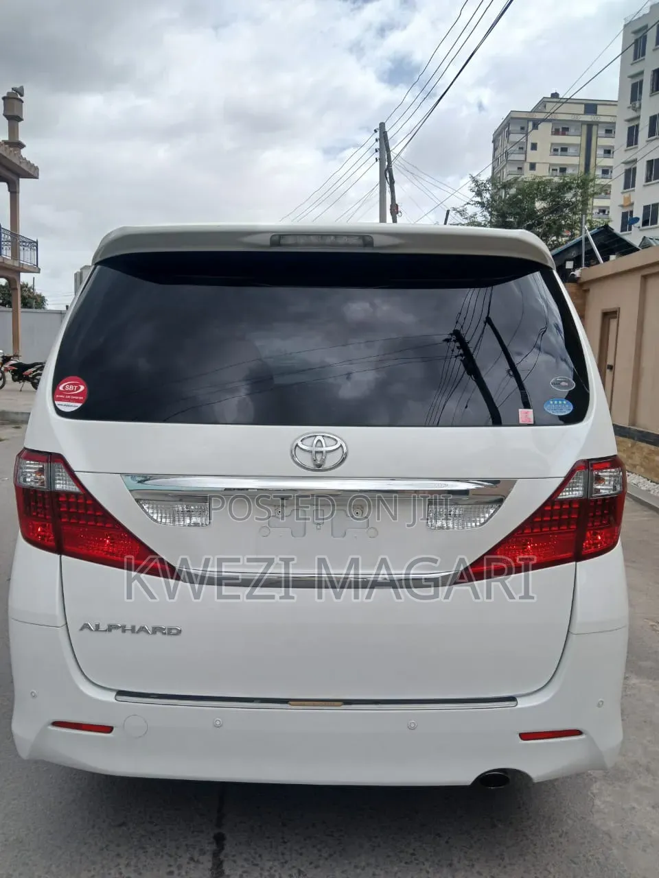 Toyota Alphard 2010 White