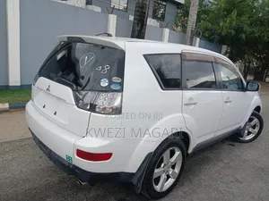Mitsubishi Outlander 2008 White