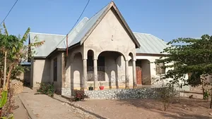 4bdrm House in Usagara for sale