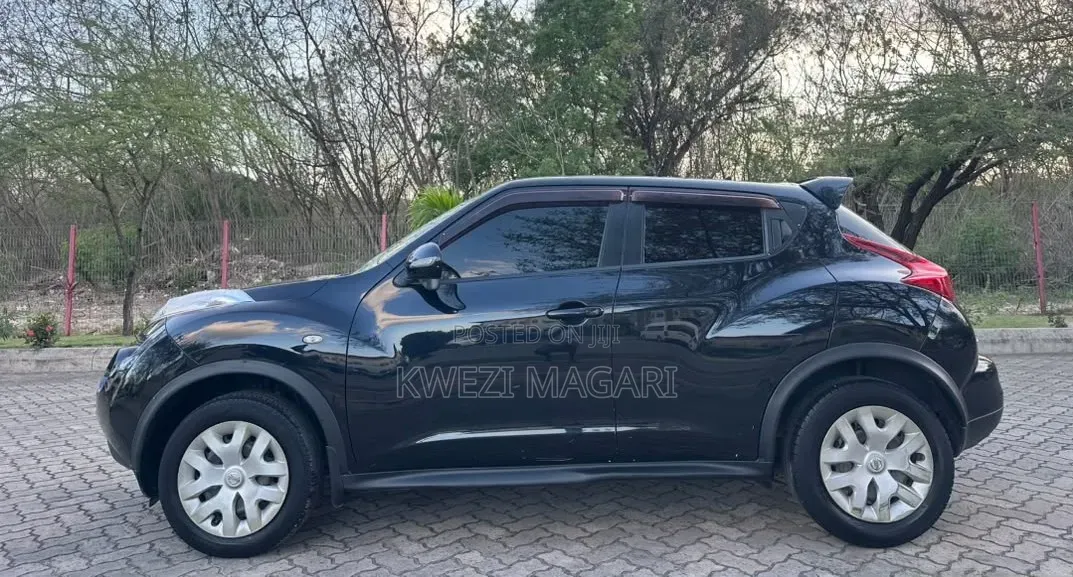 Nissan Juke 2012 Black