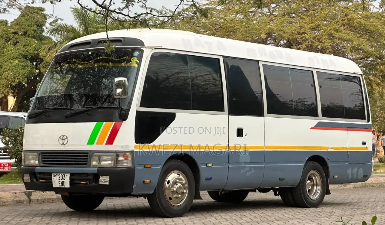 Toyota Coaster 2002 White