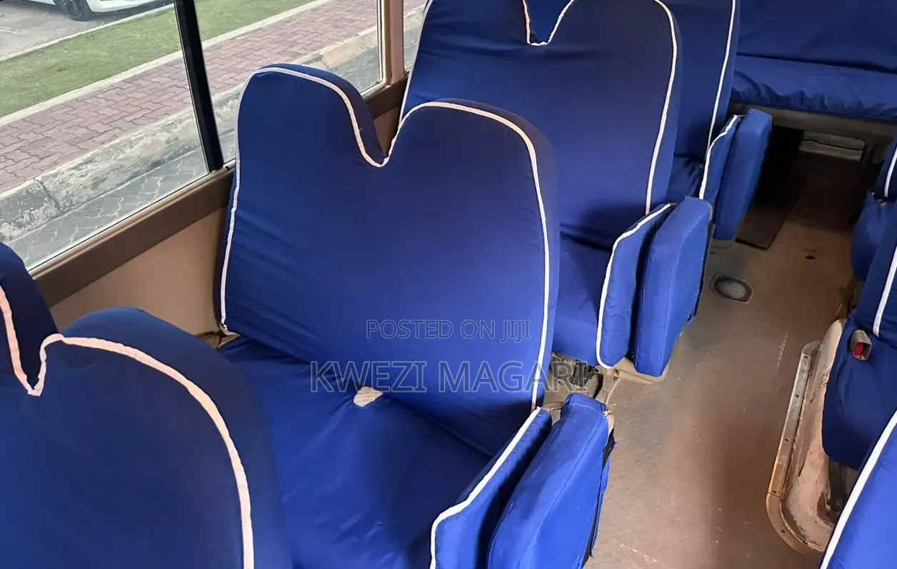 Toyota Coaster 2002 White