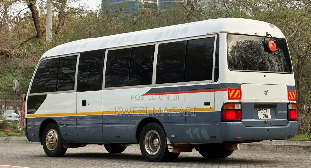 Toyota Coaster 2002 White