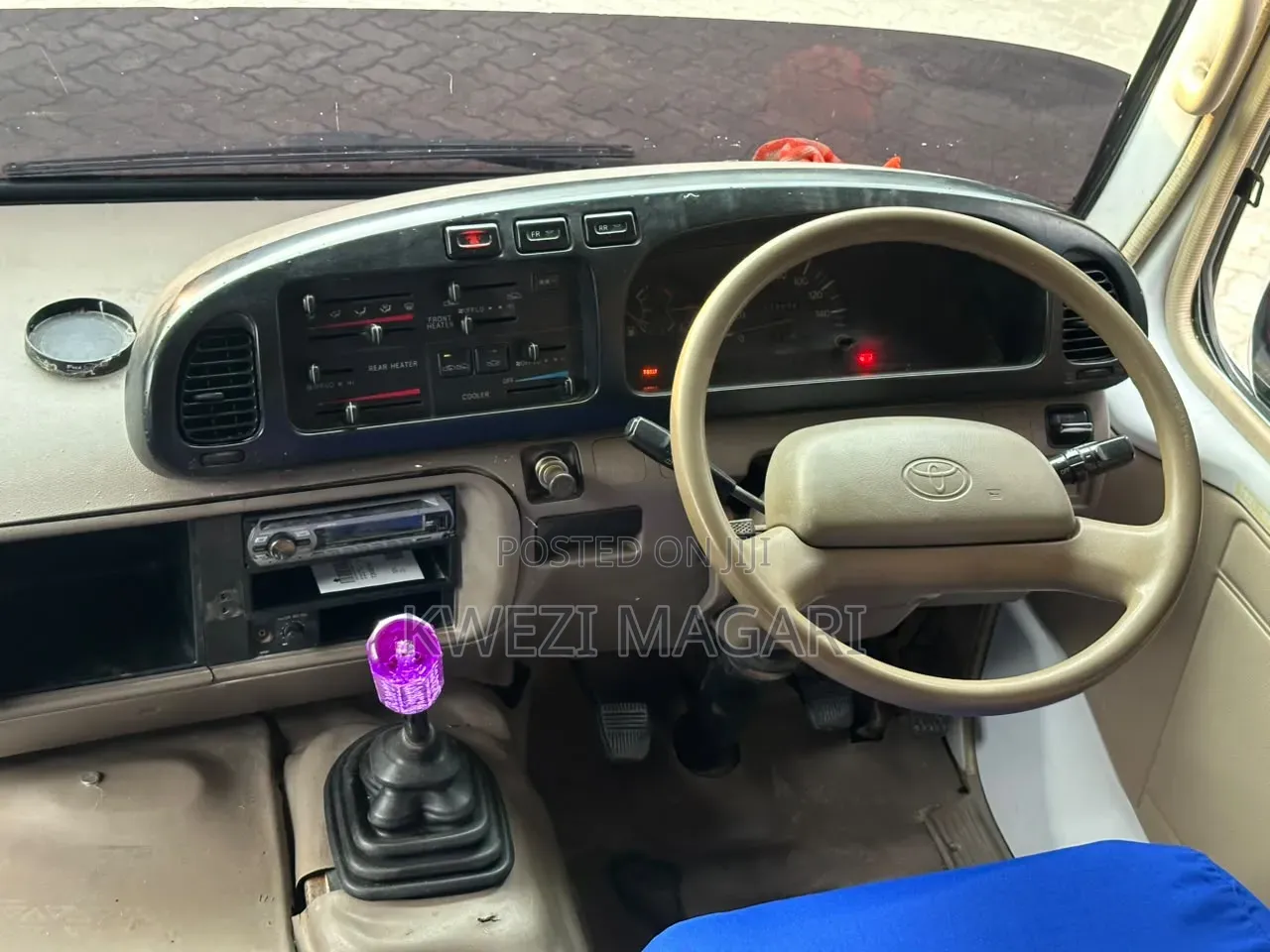 Toyota Coaster 2002 White