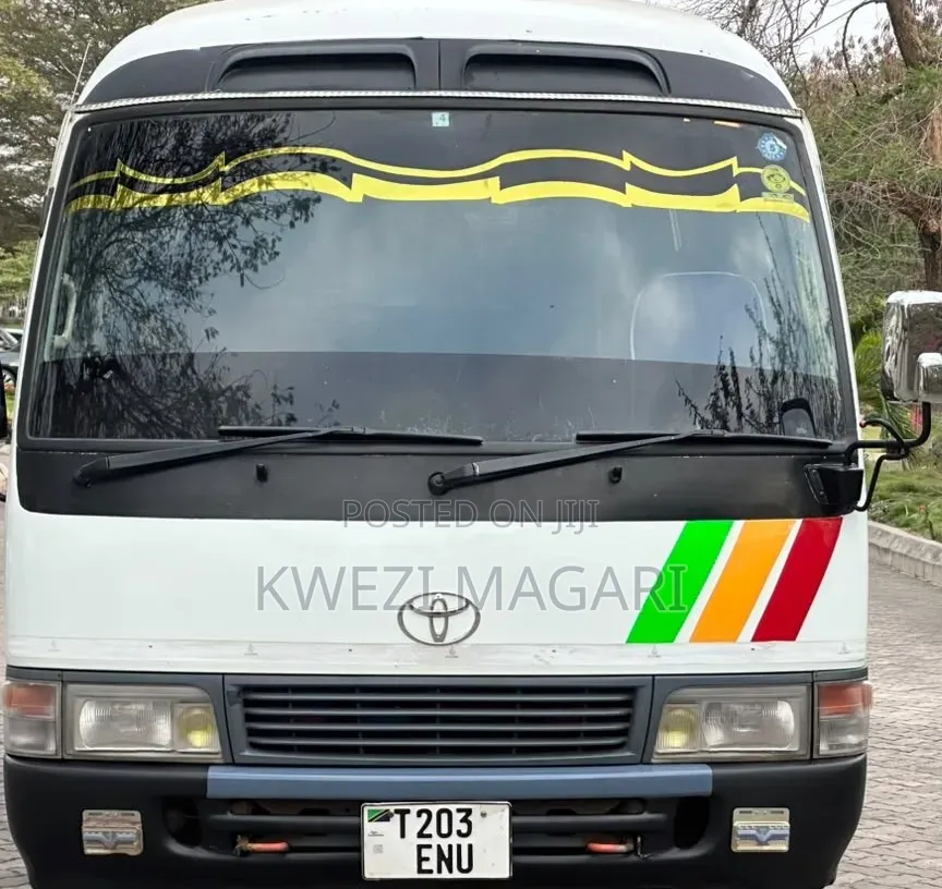 Toyota Coaster 2002 White