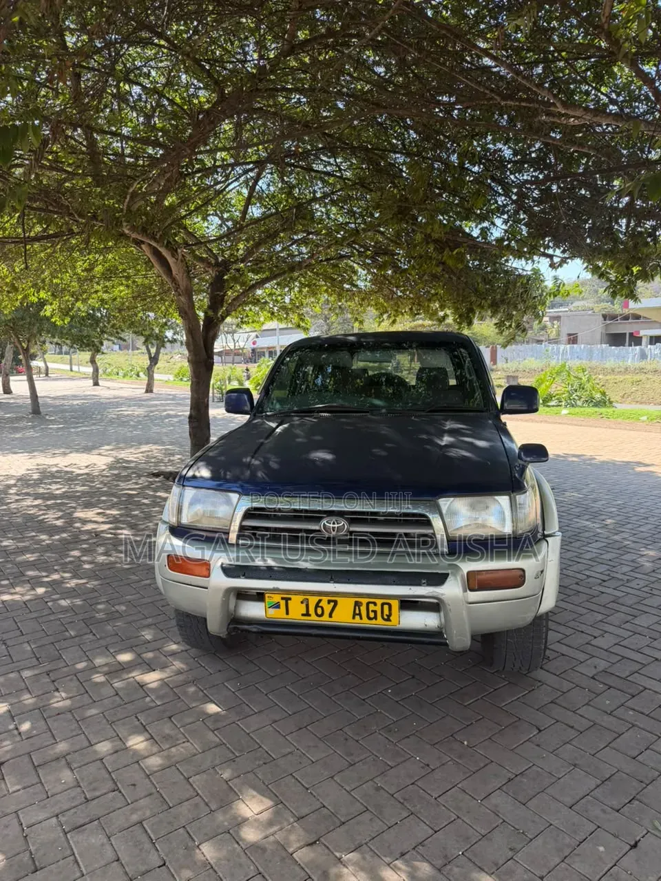 Toyota Hilux Surf 2000 Blue