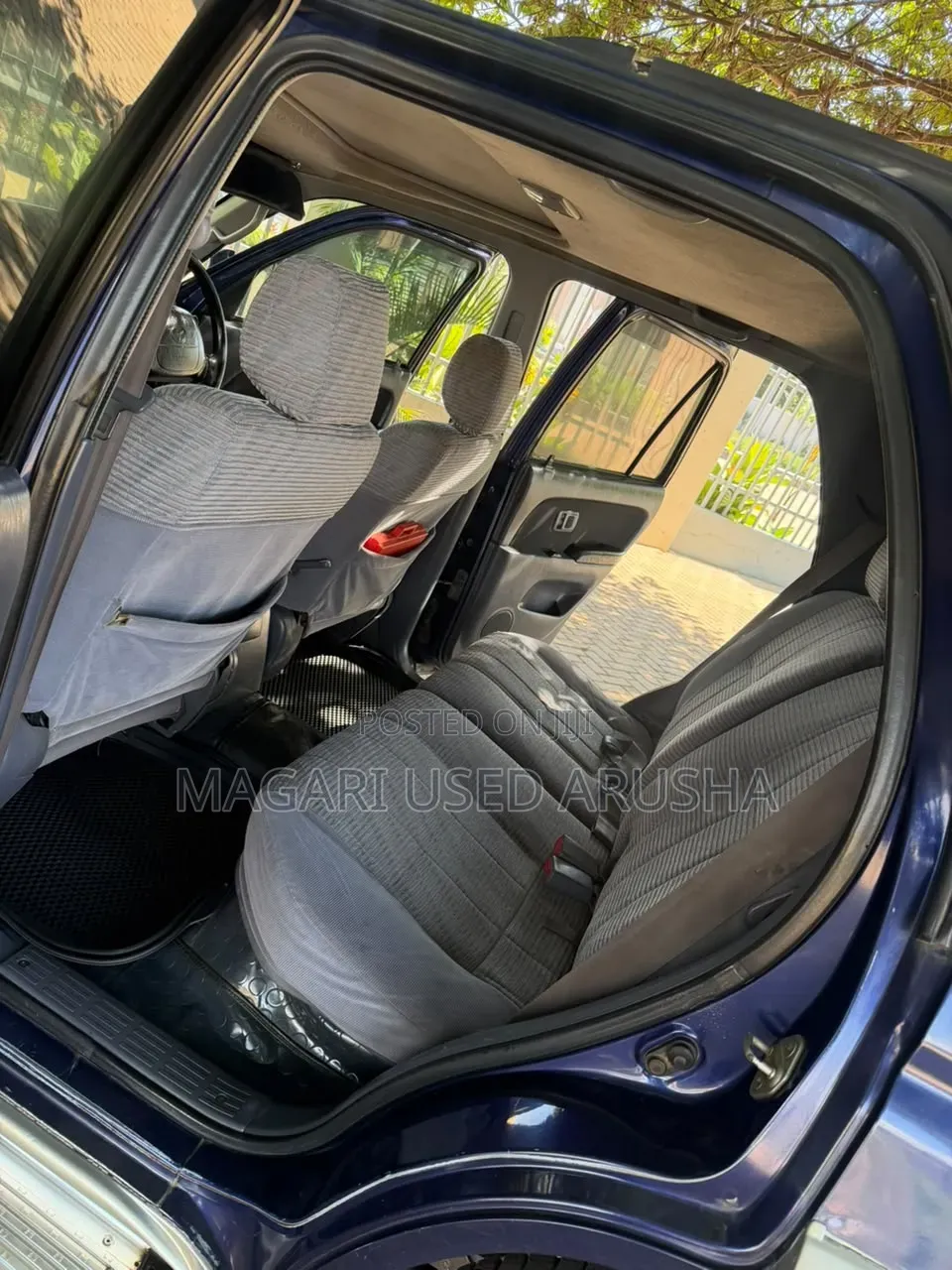 Toyota Hilux Surf 2000 Blue