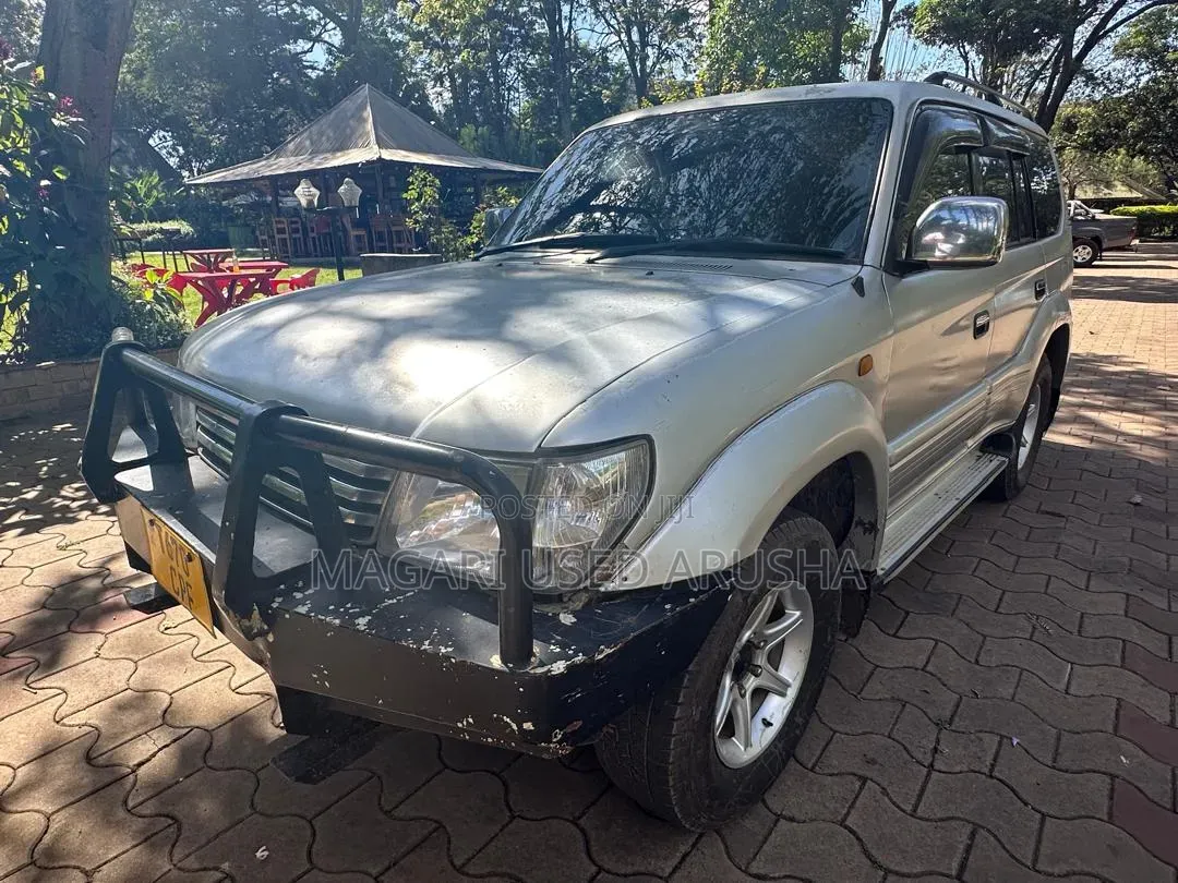 Toyota Land Cruiser Prado 2001 Silver