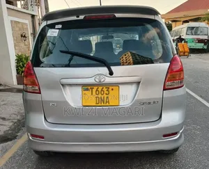 Toyota Corolla Spacio 2003 Silver