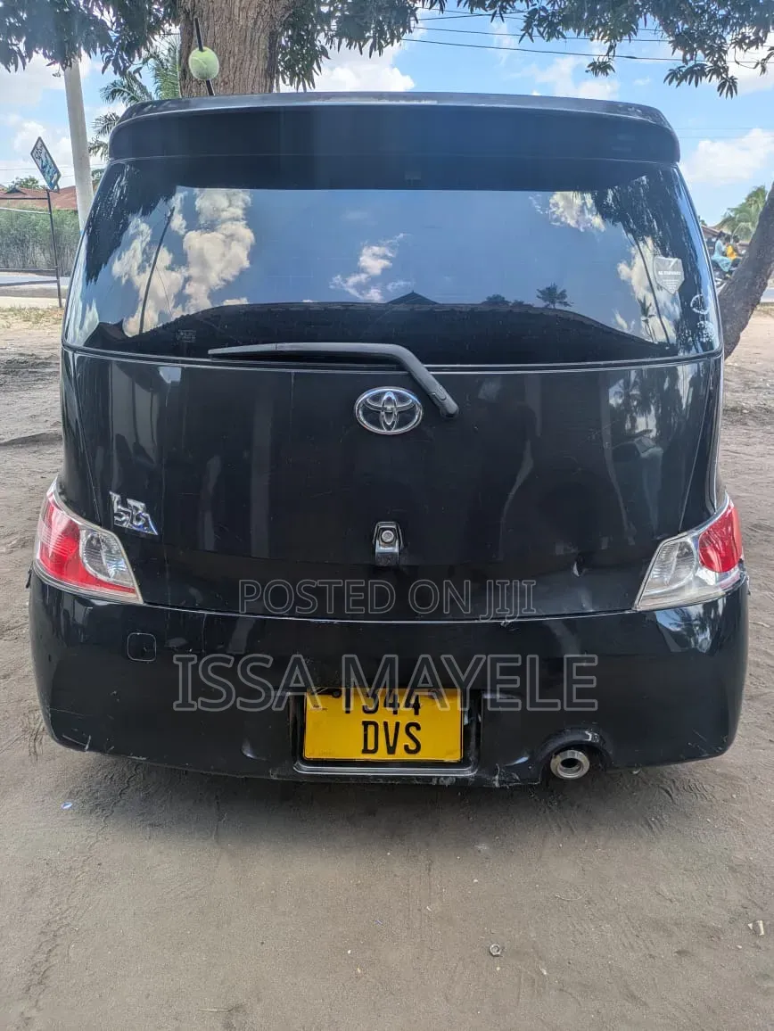 Toyota bB 2007 Black