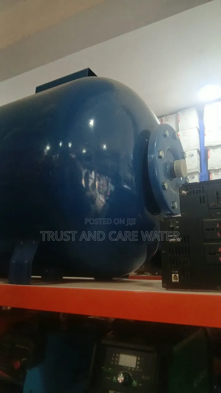 Pressure Tank 300L ( La Kulala)