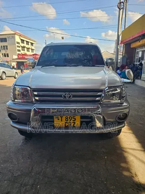 Toyota Land Cruiser Prado 2001 Silver