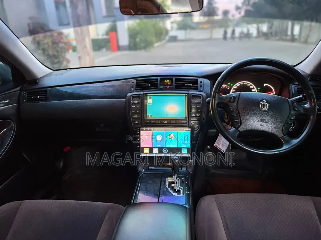Toyota Crown 2007 Silver