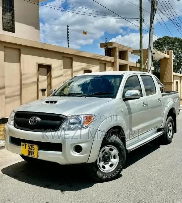 Toyota Hilux 2.5 Cab 2005 Silver