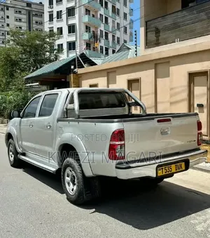 Toyota Hilux 2.5 Cab 2005 Silver