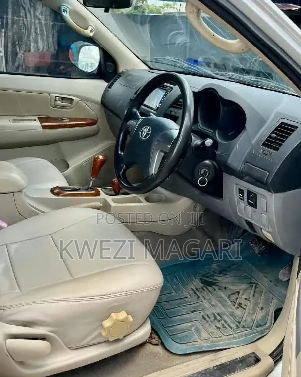 Toyota Hilux 2.5 Cab 2005 Silver