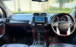 Toyota Land Cruiser Prado 2015 Black