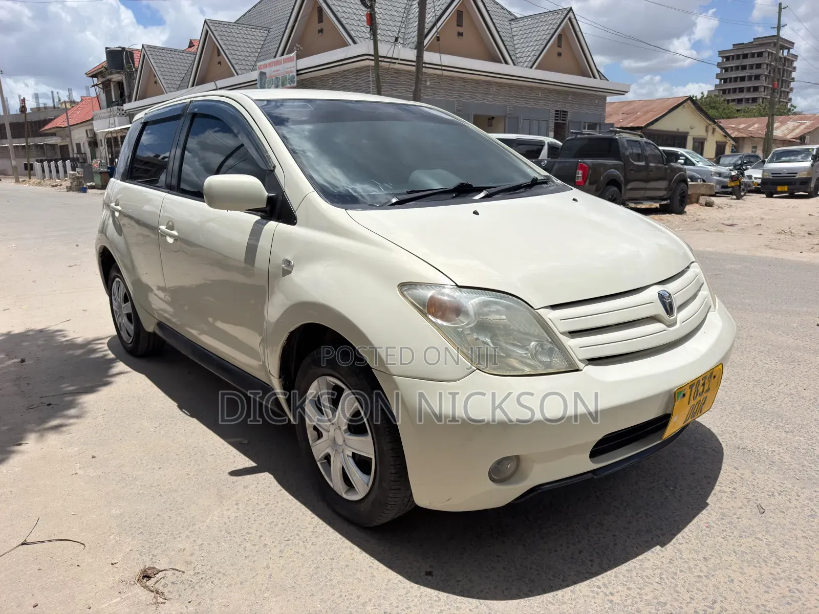 Toyota IST 2004 White