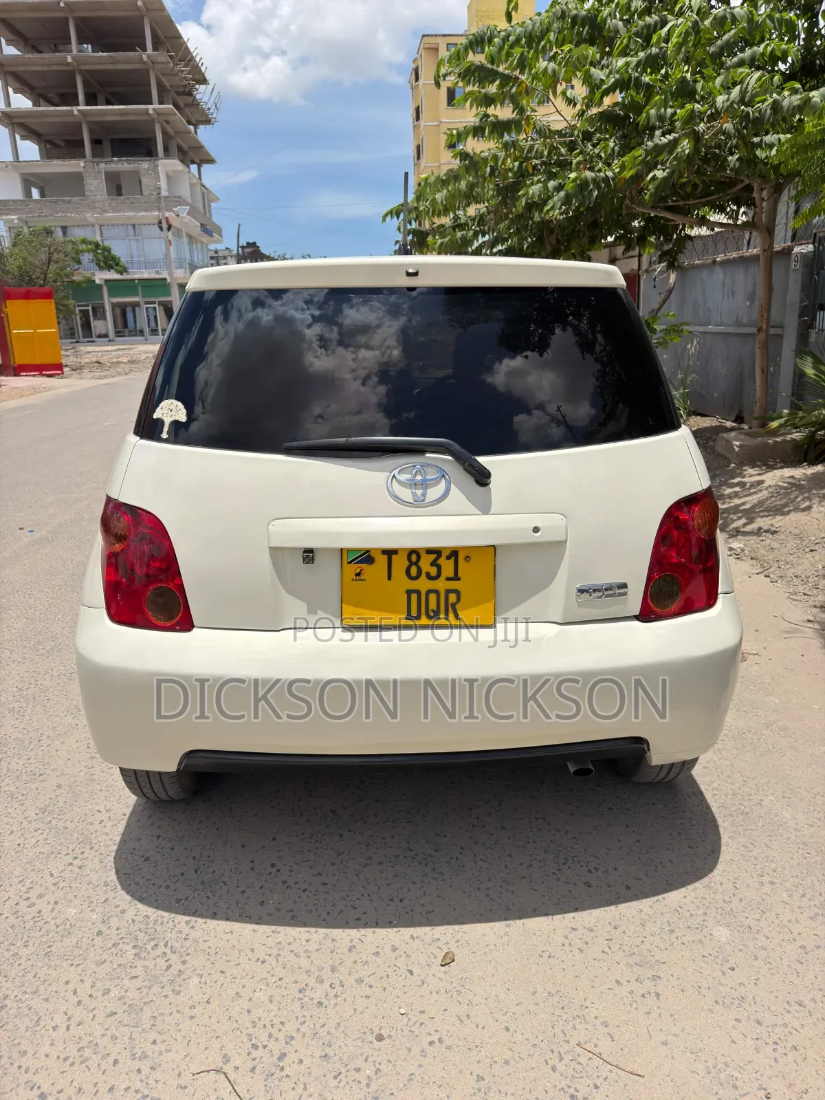 Toyota IST 2004 White