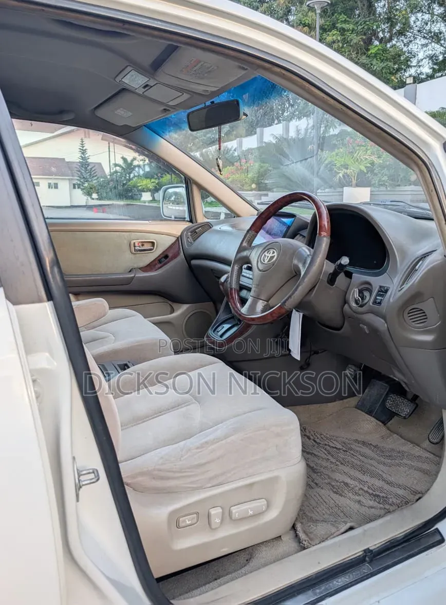 Toyota Harrier 2003 White