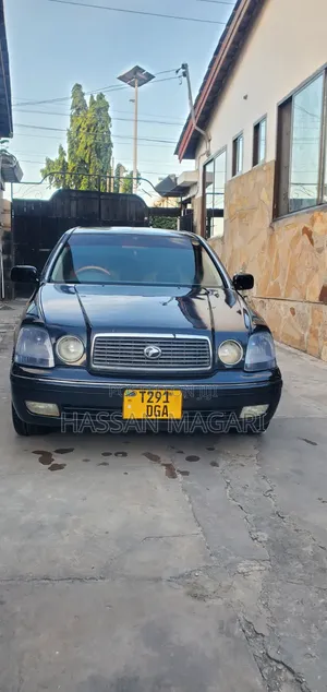 Toyota Progress 2005 Black