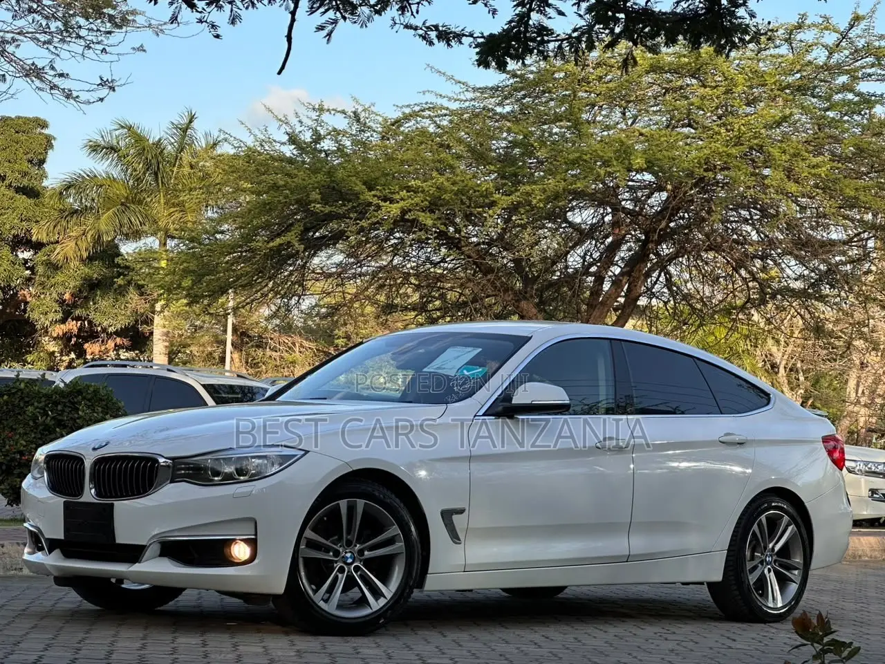 BMW G-Series 2013 Pearl