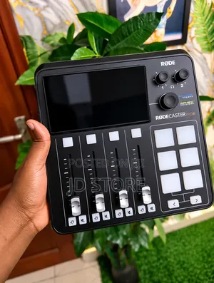 URGENT SALE – RØDECaster Pro 11 Professional Studio Mixer”.
