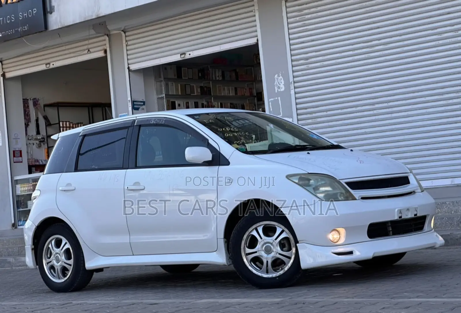 Toyota IST 2006 White