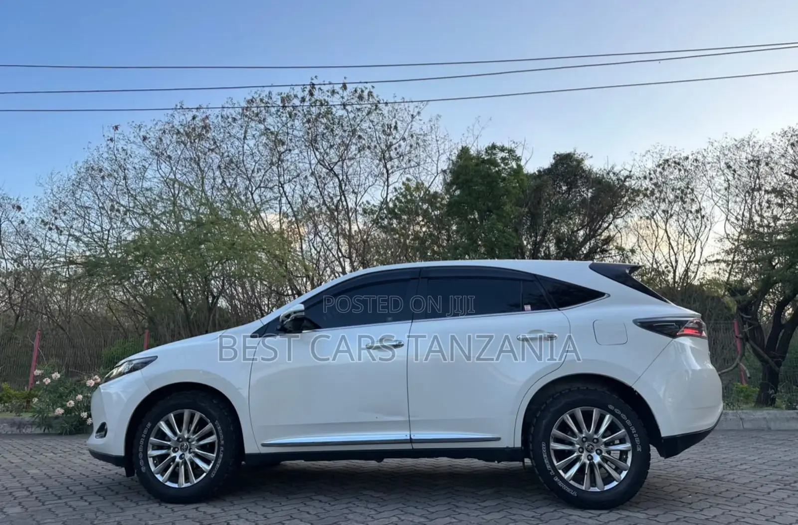 Toyota Harrier 2.0 2015 Pearl