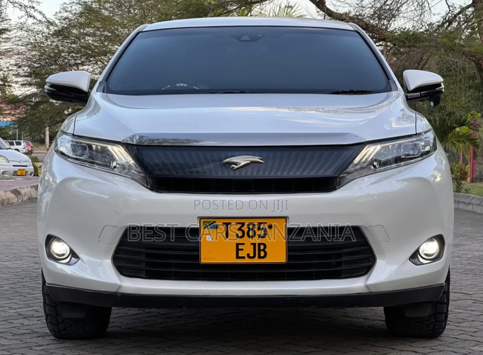 Toyota Harrier 2.0 2015 Pearl