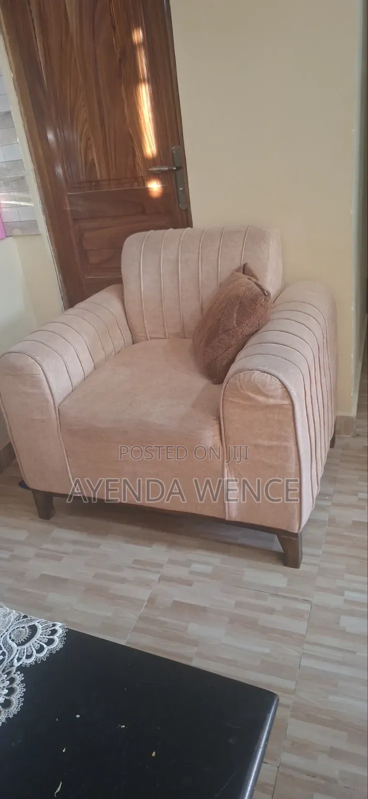 Sofa Set 2:1:1