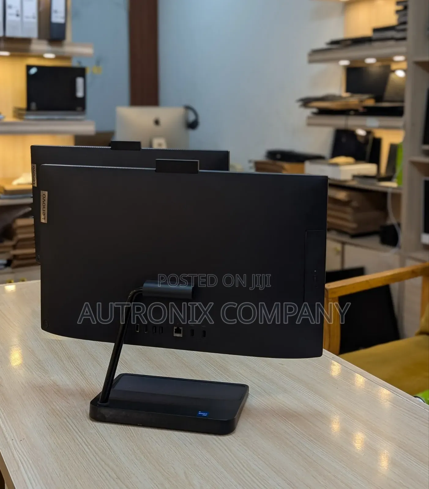 Desktop Computer Lenovo ideacentre AIO 520 8GB Intel Core i5 SSD 256GB