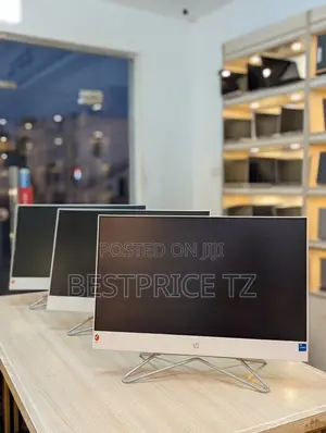 Desktop Computer HP AiO 24 8GB Intel Core i5 SSD 256GB