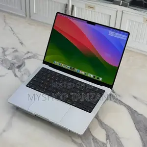 New Laptop Apple MacBook Pro 2023 M2 16GB Apple M2 SSD 512GB