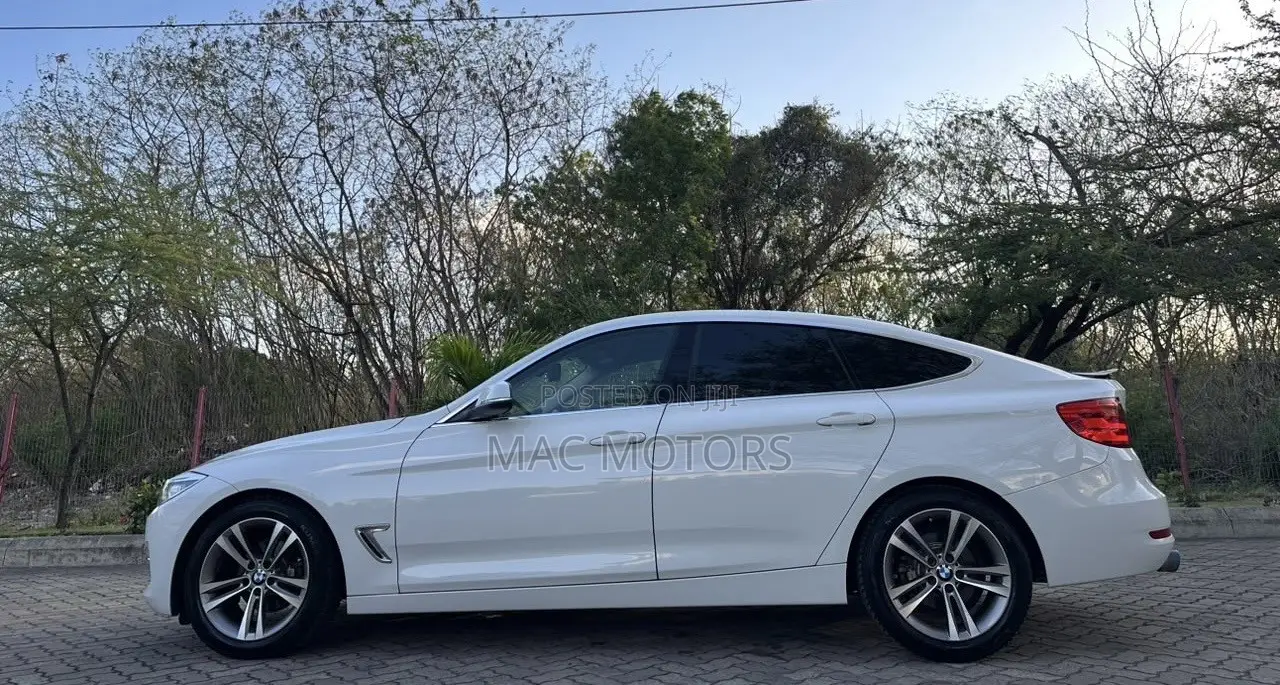 BMW G-Series 2013 White
