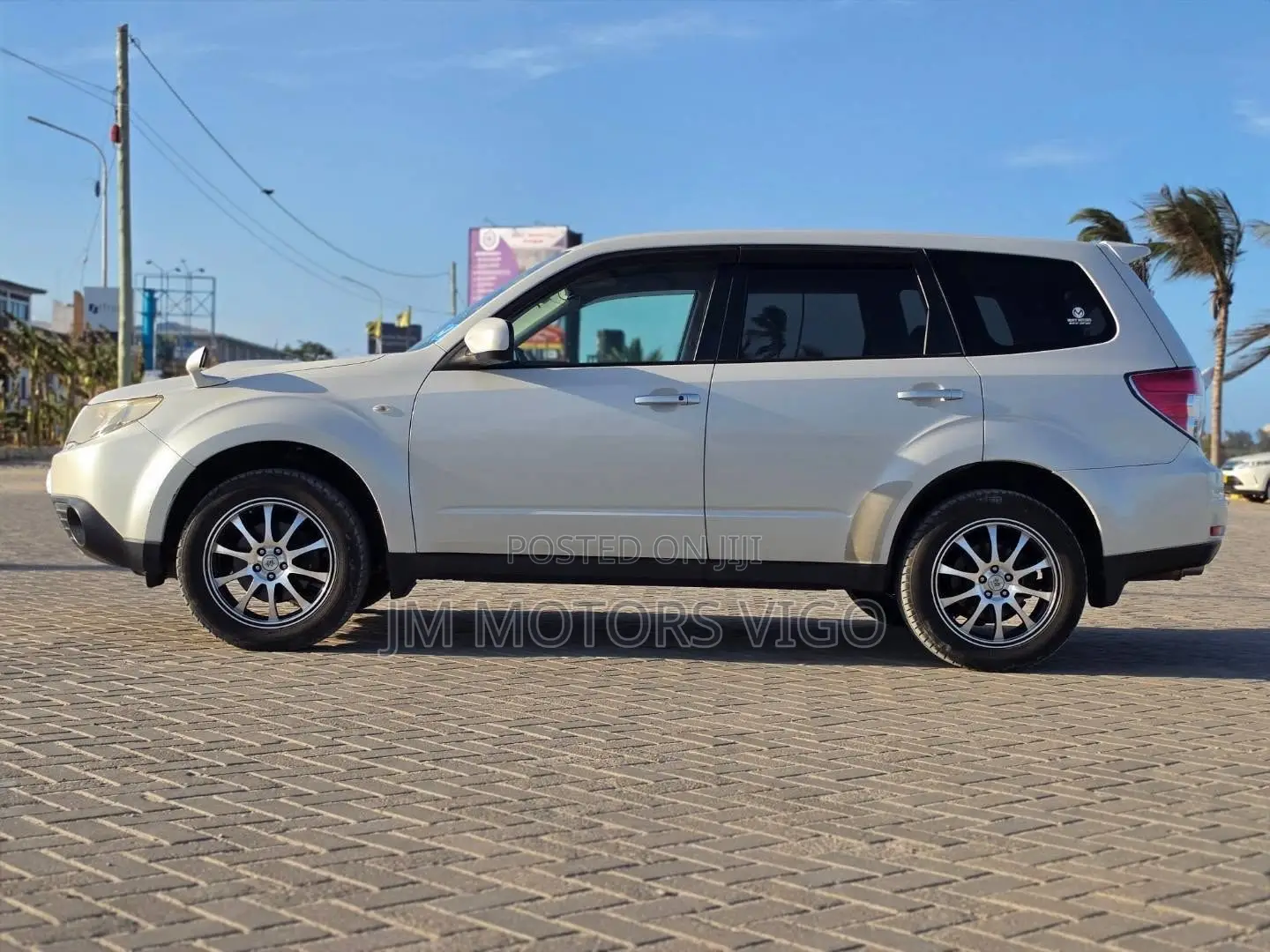 Subaru Forester 2010 White