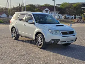 Subaru Forester 2010 White