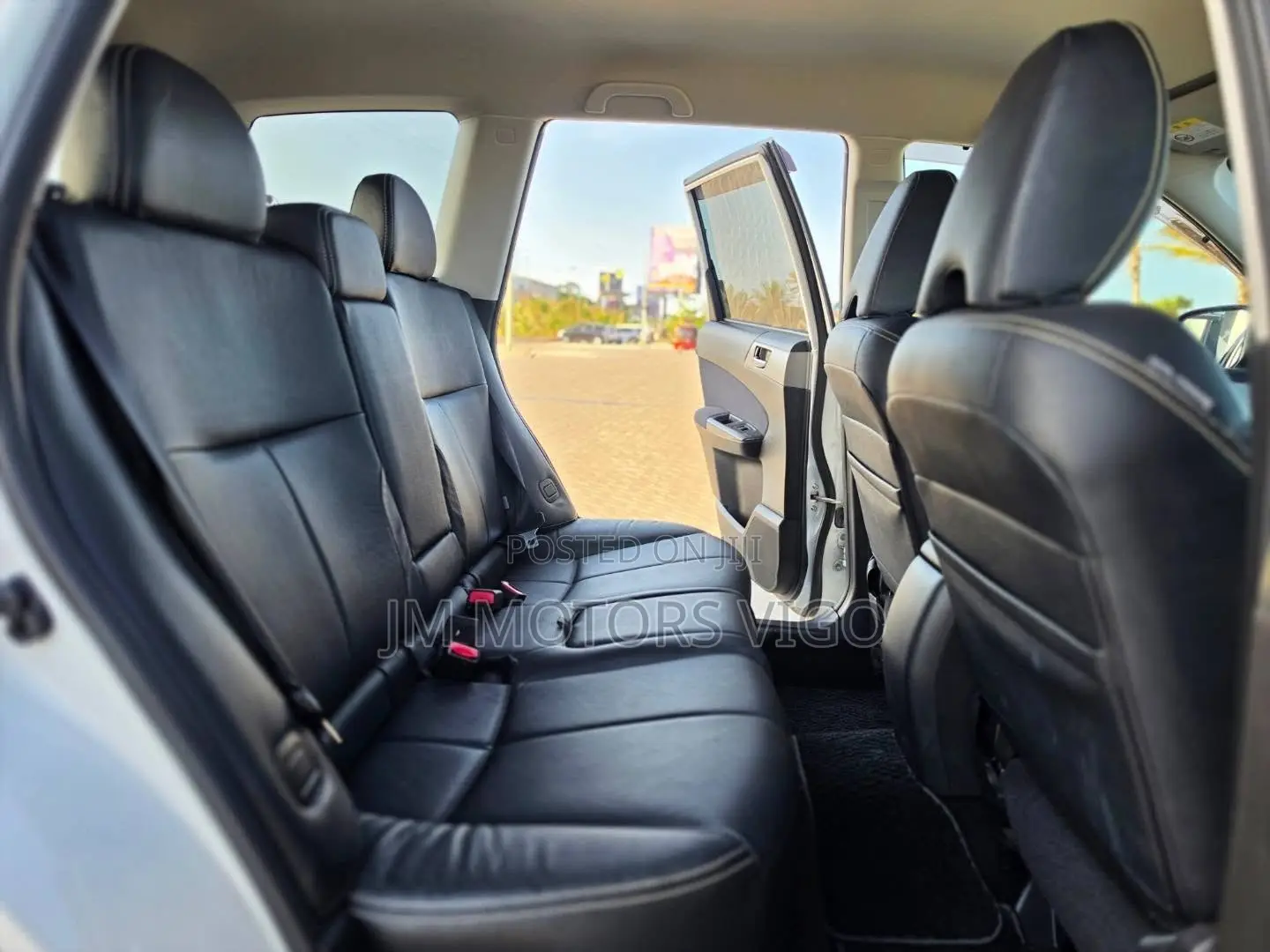 Subaru Forester 2010 White