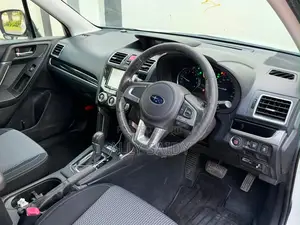 Subaru Forester 2.0XT Premium AWD 2016 White