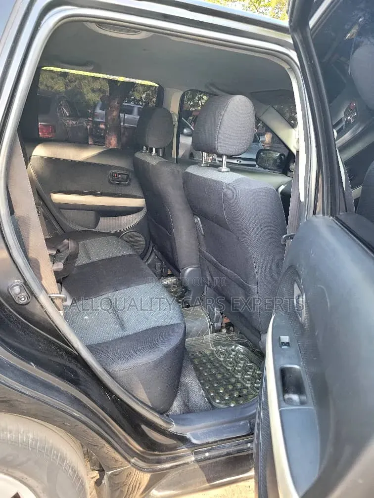 Toyota IST 2005