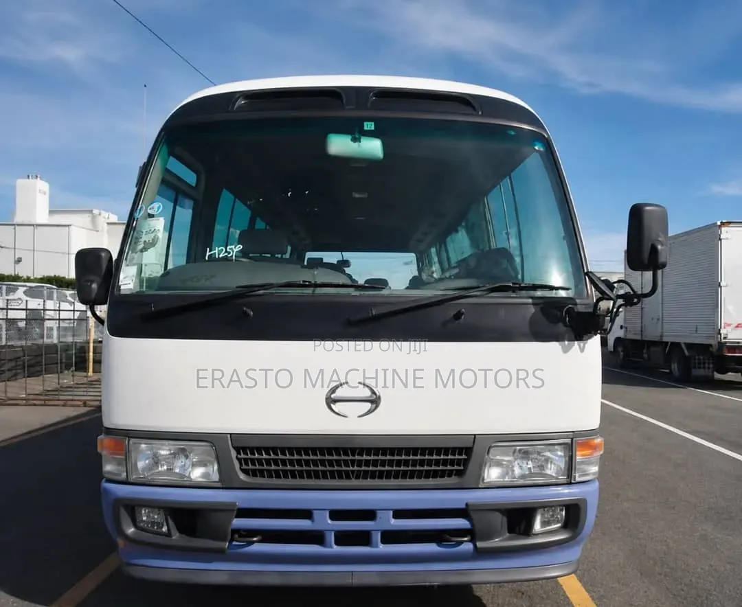Toyota Coaster 2004