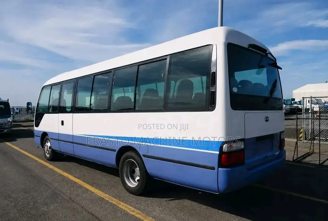 Toyota Coaster 2004