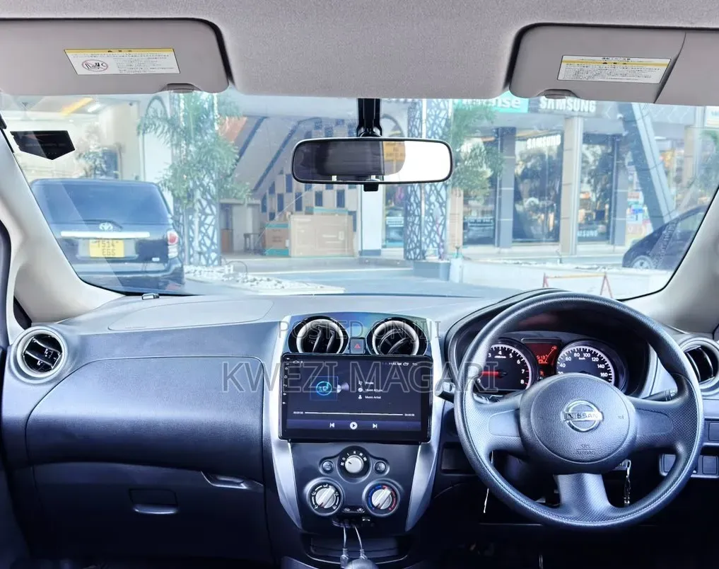 Nissan Note 2014 Silver