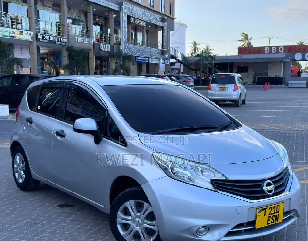 Nissan Note 2014 Silver
