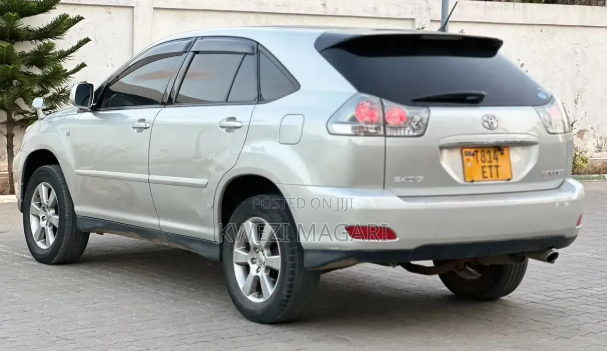 Toyota Harrier 2006 Silver
