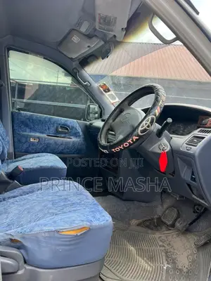 Toyota Noah 2001 White