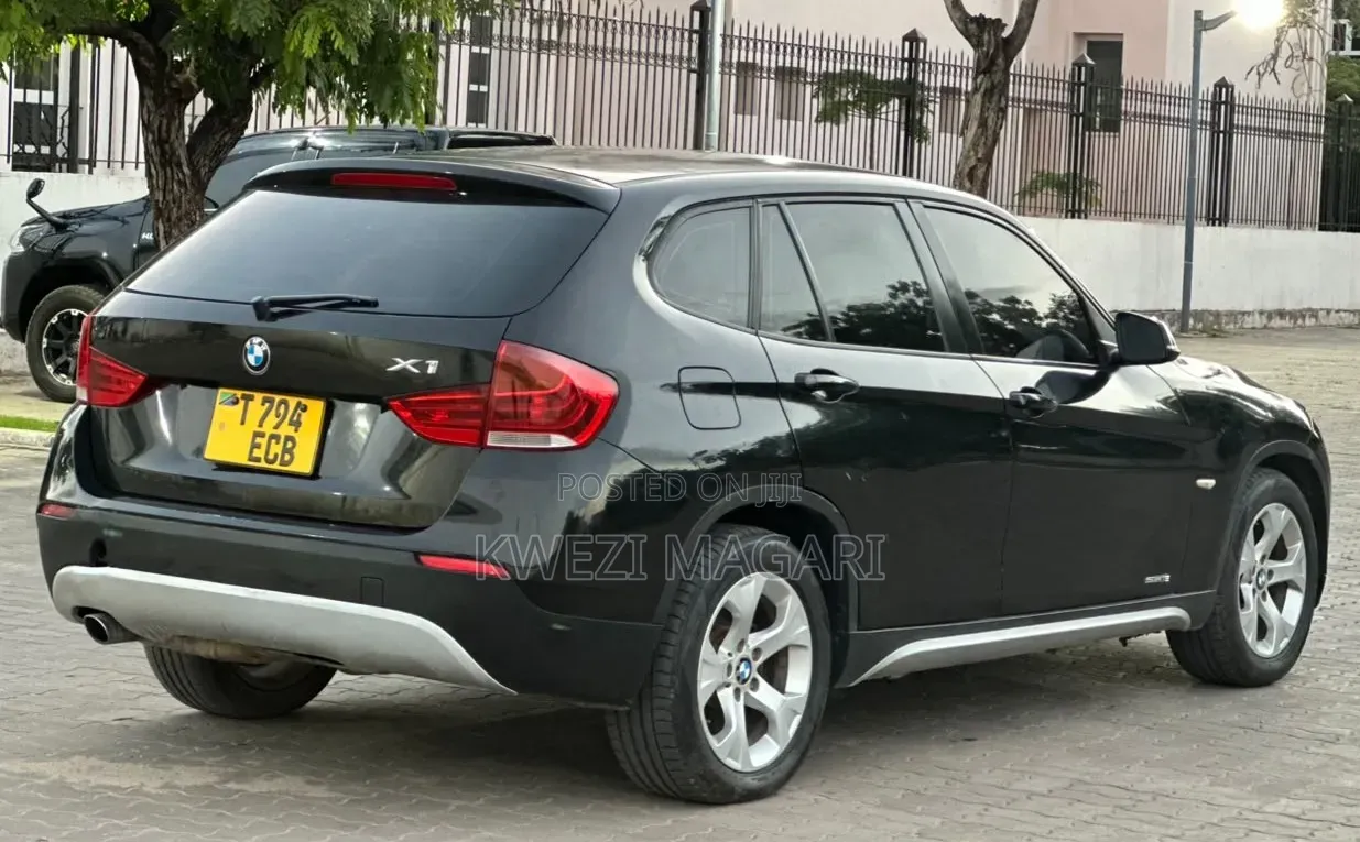 BMW X1 2011 Black