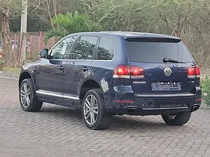Volkswagen Touareg 2008 Blue