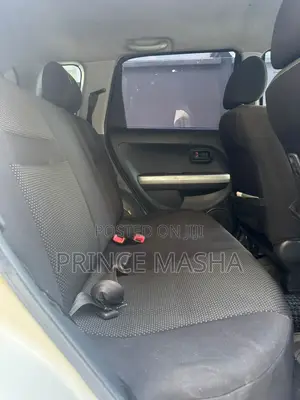 Toyota IST 2003 White