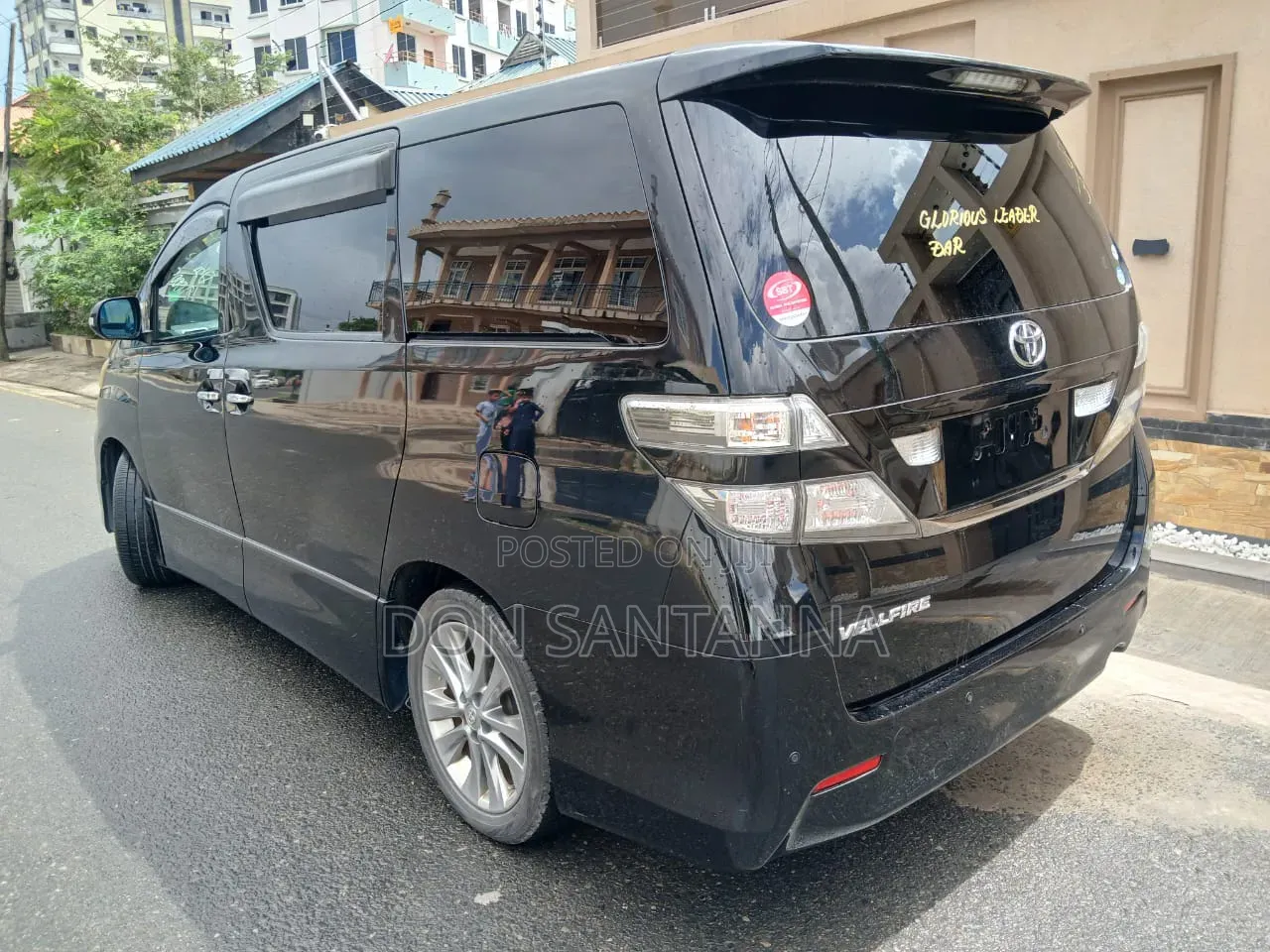 Toyota Vellfire 2010 Black